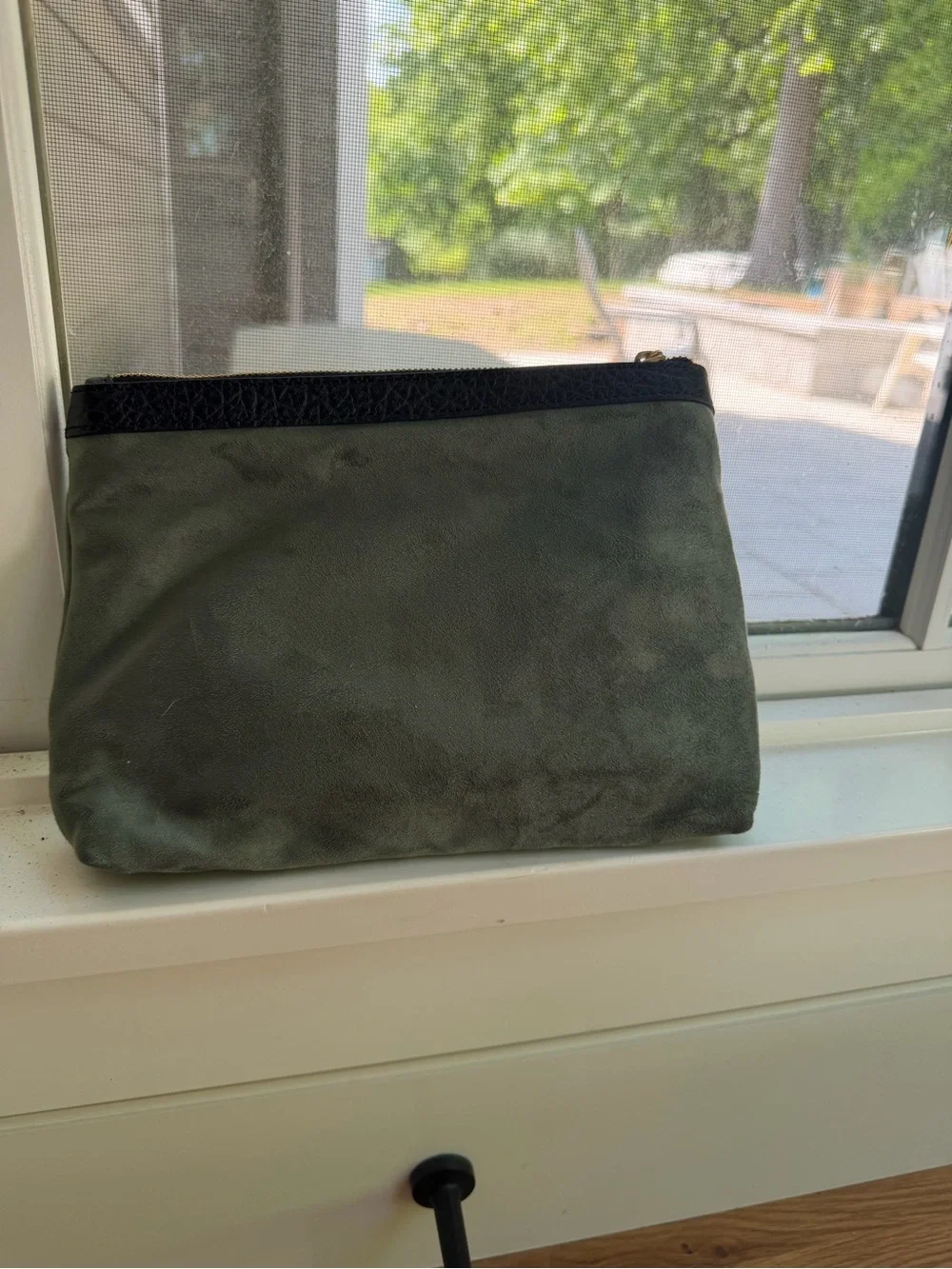 Smaak Amsterdam Olive Green Leather Pouch